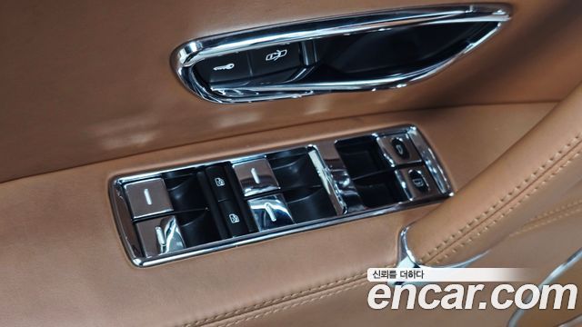 Bentley Flying Spur (II) 4.0 2015 — фото 29