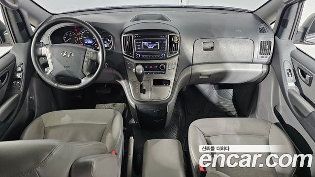Hyundai Grand Starex Van 5-Seater Modern 2021 — фото 7