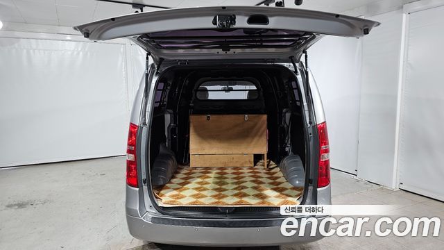 Hyundai Grand Starex Van 5-Seater Modern 2021 — фото 20