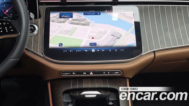 Mercedes-Benz E-Class (W214) E300 4MATIC Exclusive 2024 — фото 13