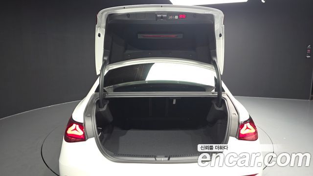 Mercedes-Benz E-Class (W214) E300 4MATIC Exclusive 2024 — фото 20