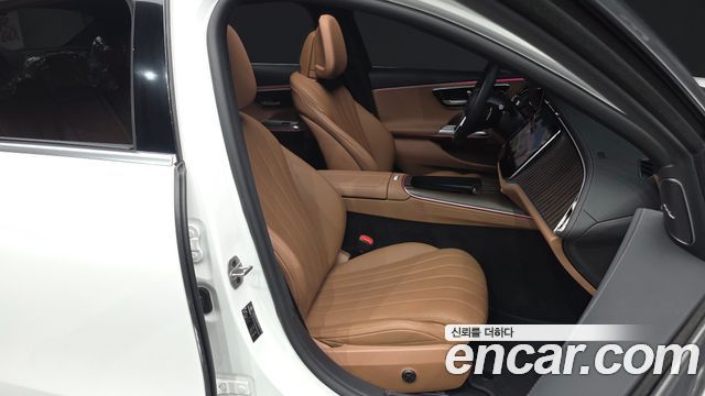 Mercedes-Benz E-Class (W214) E300 4MATIC Exclusive 2024 — фото 26