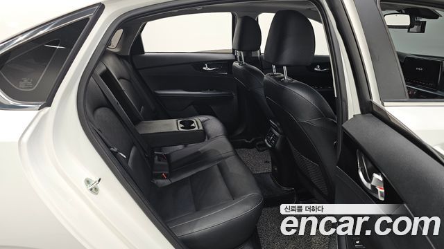 Kia K3 (II) 1.6 Noblesse 2022 — фото 12