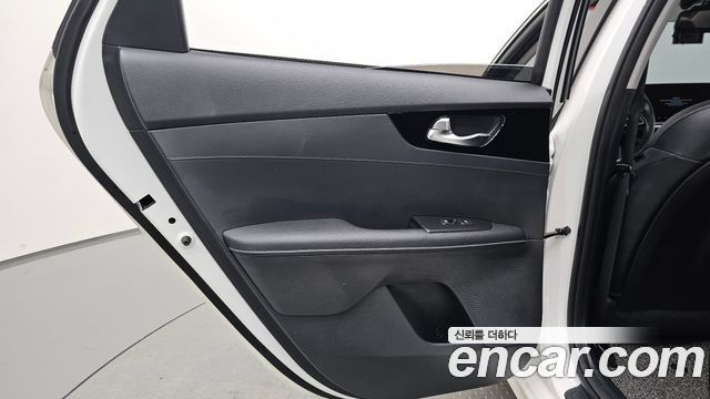 Kia K3 (II) 1.6 Noblesse 2022 — фото 25
