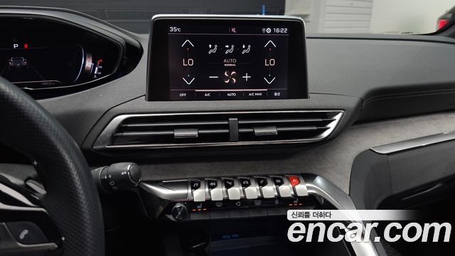 Peugeot 3008 (II) 1.2 Pure Tech GT Pack 2022 — фото 13