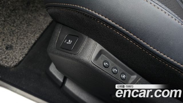 Peugeot 3008 (II) 1.2 Pure Tech GT Pack 2022 — фото 17