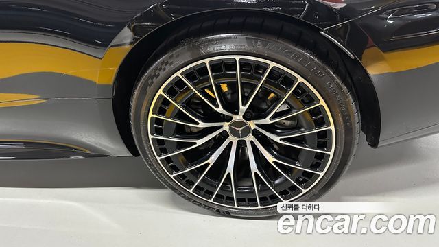 Mercedes-Benz CLE-Class (C236) AMG CLE53 4MATIC+ Cabriolet 2025 — фото 5