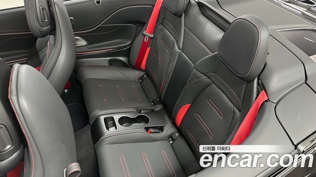 Mercedes-Benz CLE-Class (C236) AMG CLE53 4MATIC+ Cabriolet 2025 — фото 15