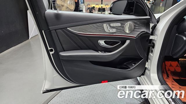 Mercedes-Benz E-Class (W213) E53 AMG 4MATIC+ 2023 — фото 23