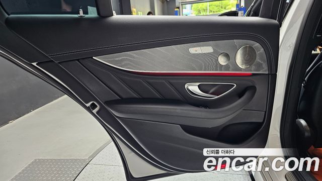 Mercedes-Benz E-Class (W213) E53 AMG 4MATIC+ 2023 — фото 24