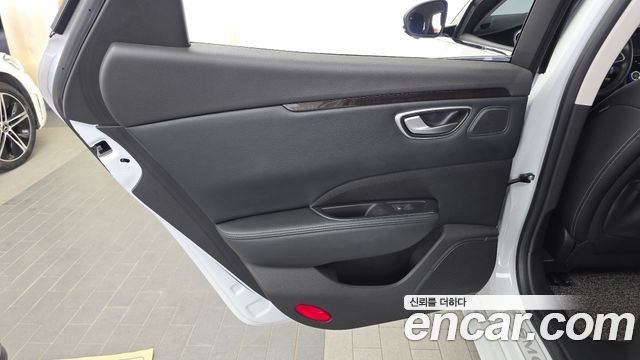 Renault Korea SM6 1.6 TCe RE 2019 — фото 25