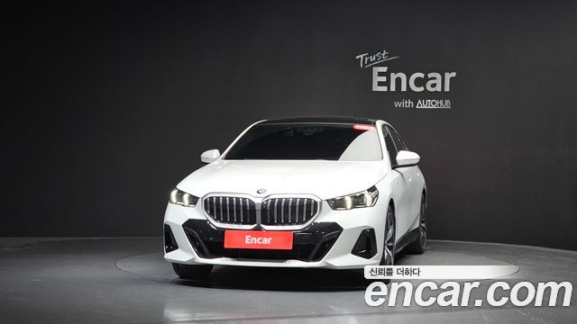 BMW 5 Series (G60) 530i xDrive M Sport 2025 — фото 3