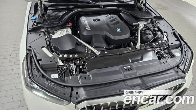 BMW 5 Series (G60) 530i xDrive M Sport 2025 — фото 6