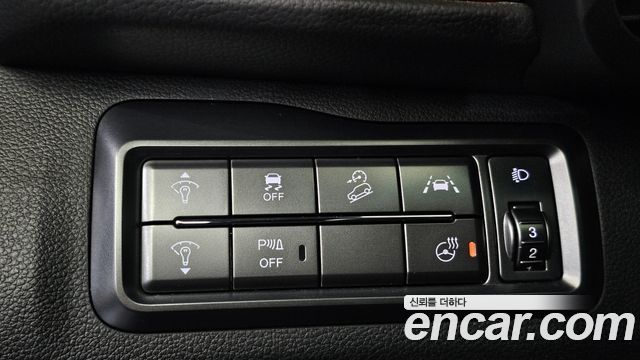 KG Mobility (SsangYong) Very New Tivoli Gasoline 1.5 2WD Limitied Edition 2021 — фото 19