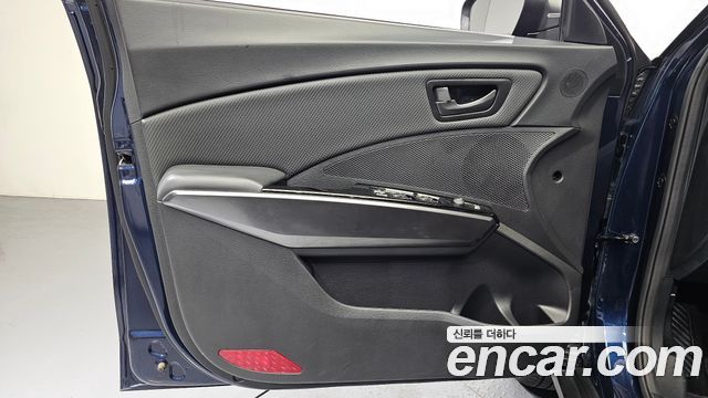 KG Mobility (SsangYong) Very New Tivoli Gasoline 1.5 2WD Limitied Edition 2021 — фото 24
