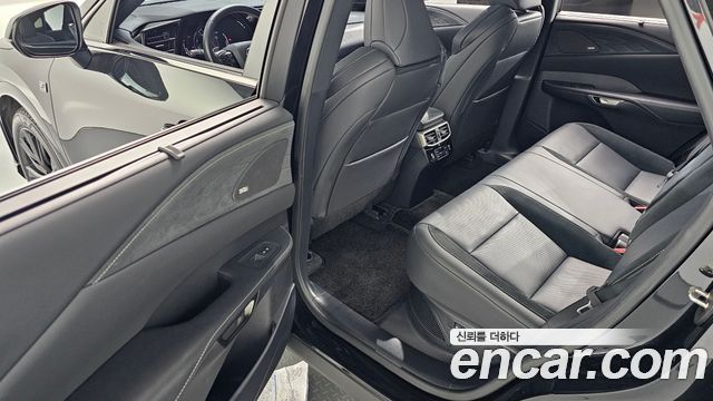 Lexus RX500h (V) F-Sport 2024 — фото 16