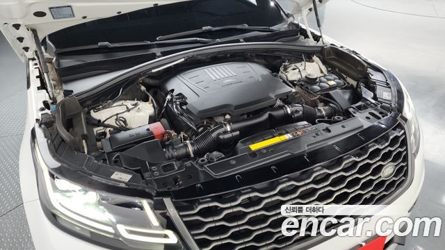 Land Rover Range Rover Velar 3.0 P380 R-Dynamic SE 2018 — фото 6