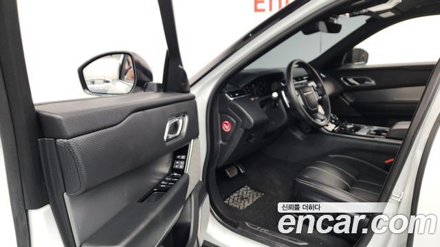 Land Rover Range Rover Velar 3.0 P380 R-Dynamic SE 2018 — фото 10
