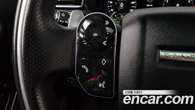 Land Rover Range Rover Velar 3.0 P380 R-Dynamic SE 2018 — фото 17