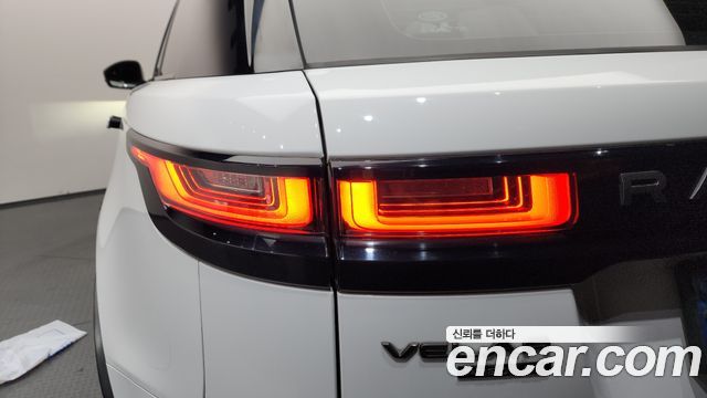 Land Rover Range Rover Velar 3.0 P380 R-Dynamic SE 2018 — фото 23