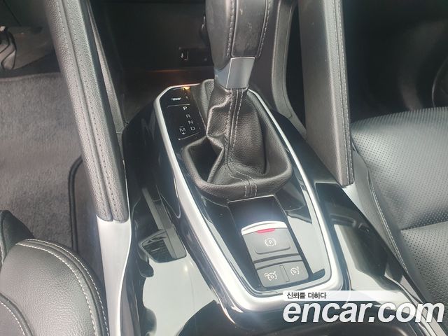 Renault Korea QM6 2.0 LPe RE Signature 2WD 2022 — фото 16