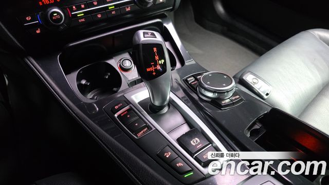 BMW 5 Series (F10) 520d xDrive 2015 — фото 9