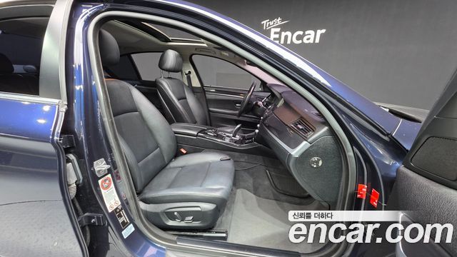 BMW 5 Series (F10) 520d xDrive 2015 — фото 10
