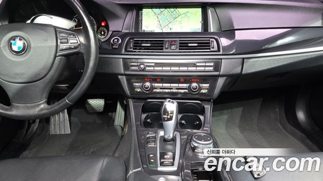 BMW 5 Series (F10) 520d xDrive 2015 — фото 15