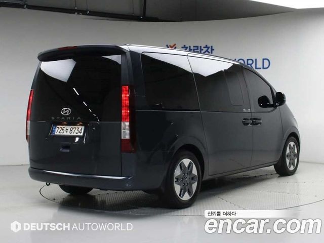 Hyundai Staria L3.5 Tourer 11-Seater Modern 2024 — фото 2