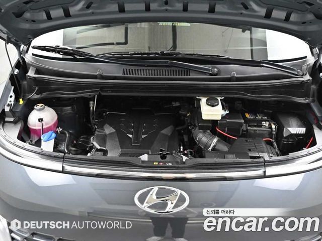 Hyundai Staria L3.5 Tourer 11-Seater Modern 2024 — фото 6