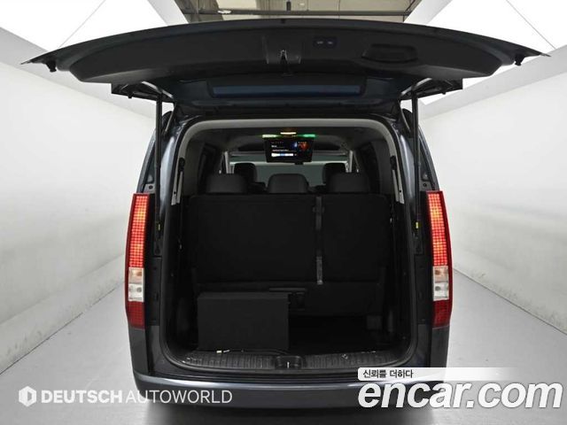 Hyundai Staria L3.5 Tourer 11-Seater Modern 2024 — фото 23