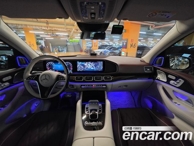 Mercedes-Benz GLS-Class (X167) Maybach GLS600 4MATIC Manufakur 2026 — фото 9