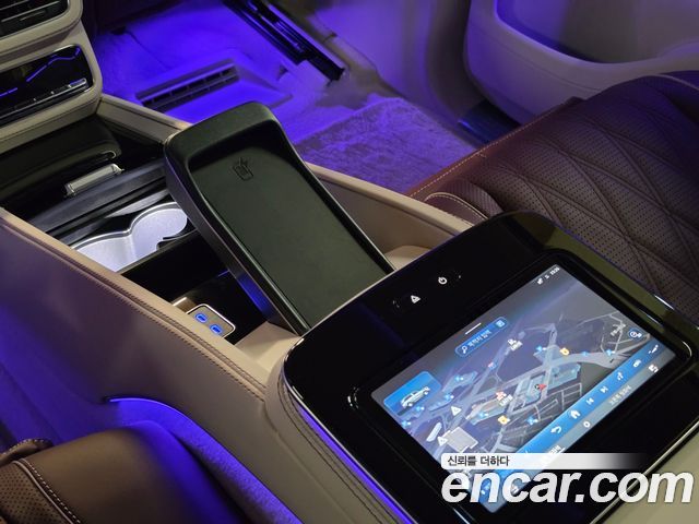 Mercedes-Benz GLS-Class (X167) Maybach GLS600 4MATIC Manufakur 2026 — фото 10