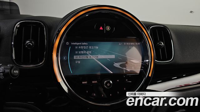 MINI Cooper Countryman Classic Plus 2nd 2022 — фото 16