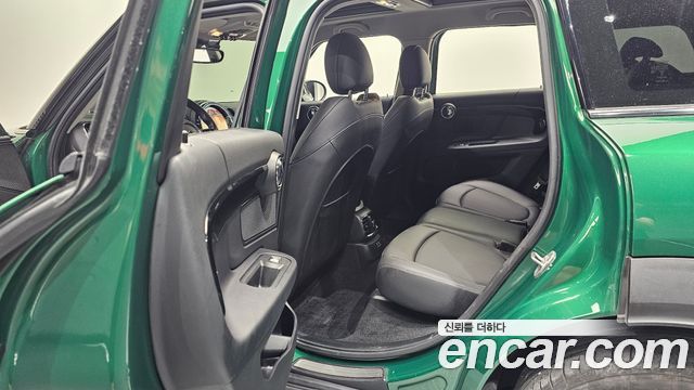 MINI Cooper Countryman Classic Plus 2nd 2022 — фото 26