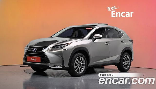Lexus NX300h Supreme