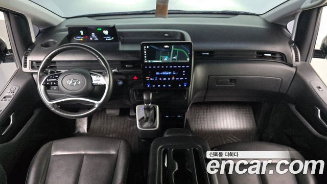 Hyundai Staria Tourer 11-Seater Modern 2023 — фото 7