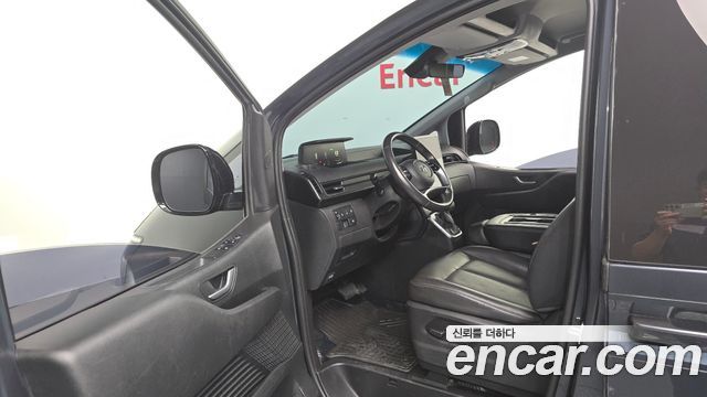 Hyundai Staria Tourer 11-Seater Modern 2023 — фото 10