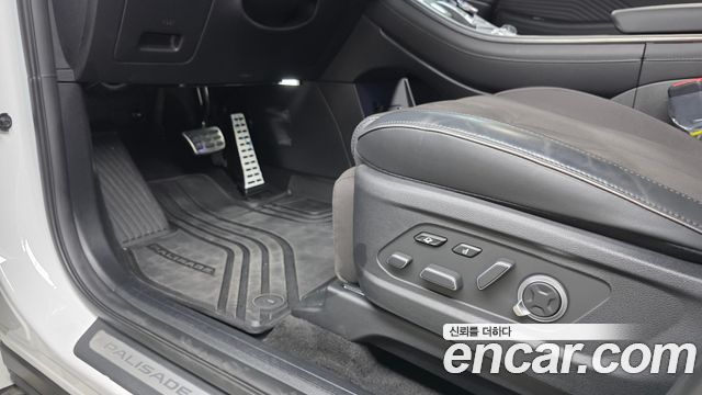 Hyundai Palisade Gasoline 3.8 4WD Calligraphy Black Edition 2024 — фото 33