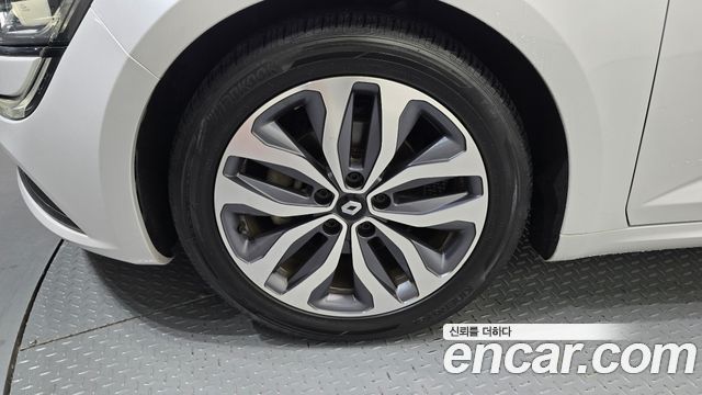 Renault Korea SM6 2.0 GDe LE 2016 — фото 5