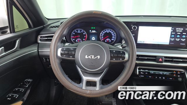 Kia K5 (III) 2.0 Prestige 2022 — фото 12