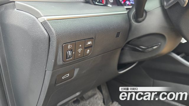 Kia K5 (III) 2.0 Prestige 2022 — фото 27