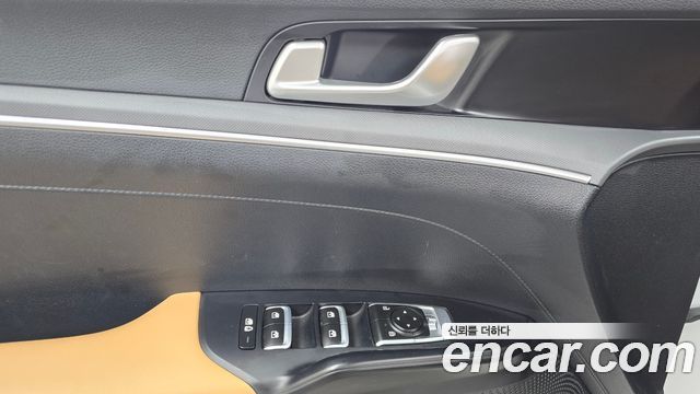 Kia K5 (III) 2.0 Prestige 2022 — фото 30