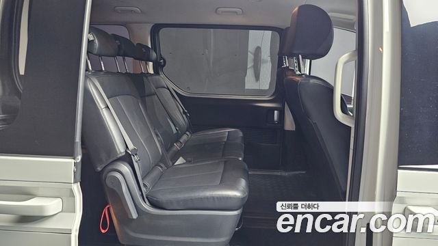 Hyundai Staria Tourer 11-Seater Modern 2022 — фото 11