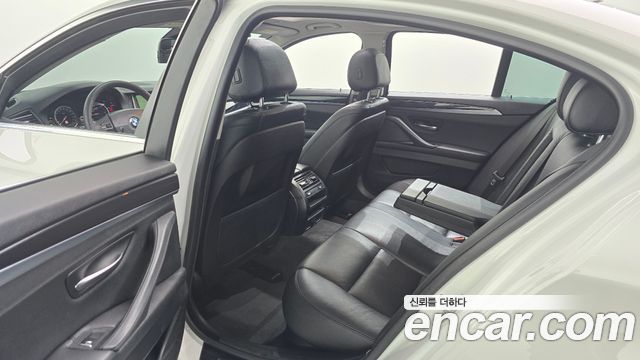 BMW 5 Series (F10) 520d xDrive 2014 — фото 12