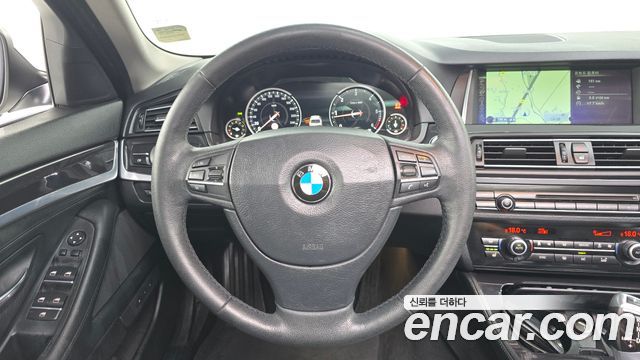BMW 5 Series (F10) 520d xDrive 2014 — фото 14