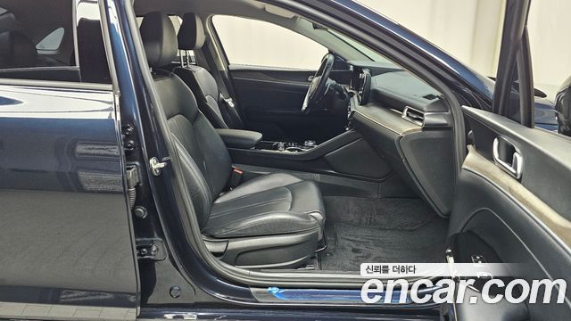 Kia K5 (III) 2.0 Noblesse 2023 — фото 11