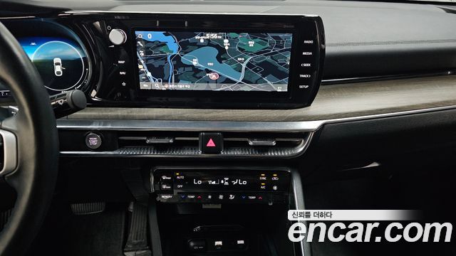 Kia K5 (III) 2.0 Noblesse 2023 — фото 15