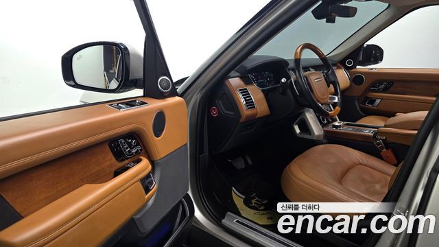 Land Rover Range Rover (IV) 4.4 SDV8 AB DIESEL 2018 — фото 10