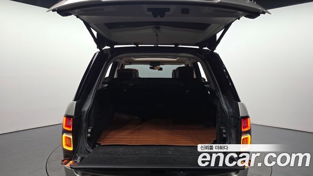 Land Rover Range Rover (IV) 4.4 SDV8 AB DIESEL 2018 — фото 22